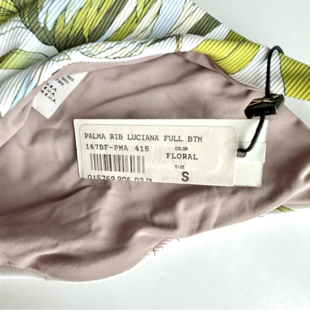 🍒NWT Vitamin A Swimwear Bikini Bottom. Reversible. Size: 6/Small - Picture 10 of 12